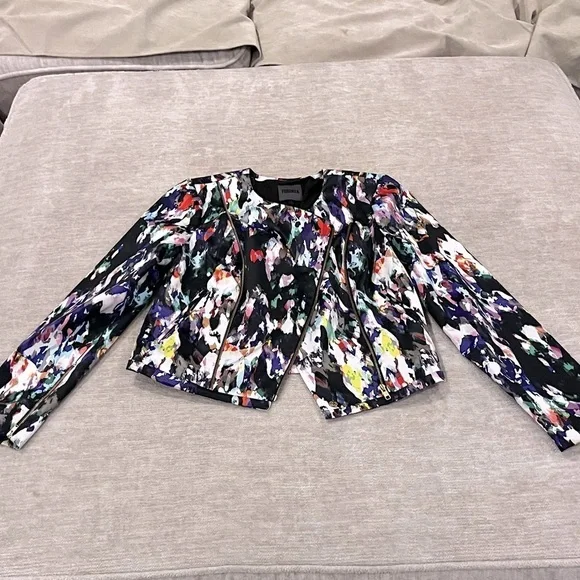 FORENZA WATERCOLOR ZIPPER CROP JACKET- SIZE S Office Siren - Picture 5 of 8